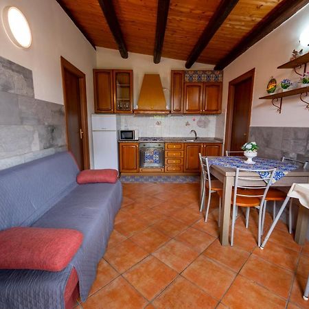 アヴォラ Casa Carmenヴィラ エクステリア 写真